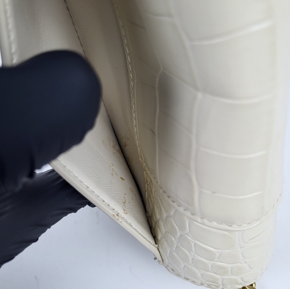 BALENCIAGA - Crocodile Embossed Leather Hourglass Wallet On Gold Chain - Picture 8 of 14